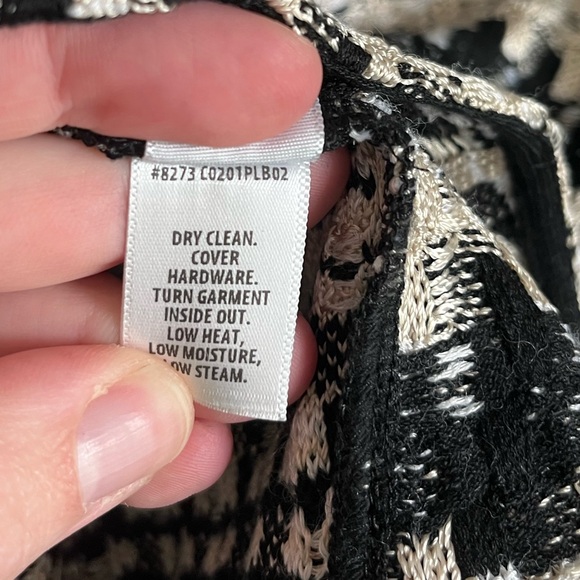 St. John NWT Women's Advik Button Front Jacket Black/Cream/White Luxury Size 6 - Picture 14 of 16